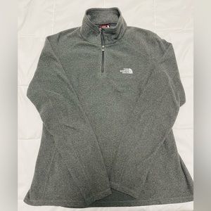 The North Face Polartec Classic Women’s Fleece 1/4 zipper size Small